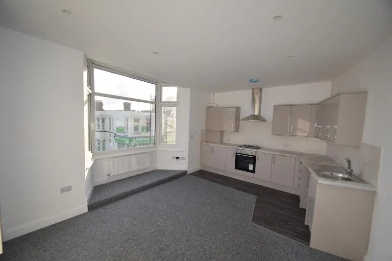 2 bed flat to rent — 2 bedroom Flat for rent