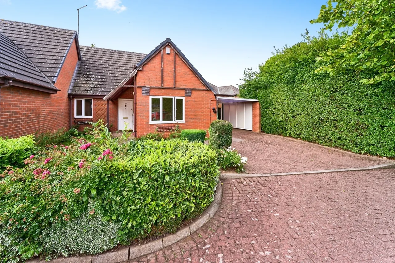 2 bed house for sale — Thornbridge Grove, Walsall Wood, Walsall, West Midlands, WS9