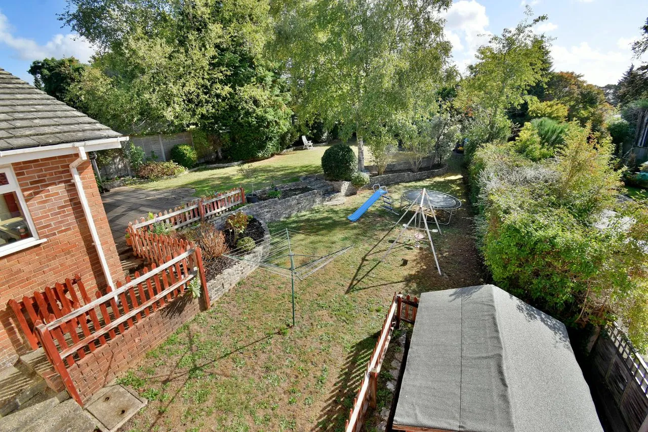 Chine Walk, BH22, photo 18