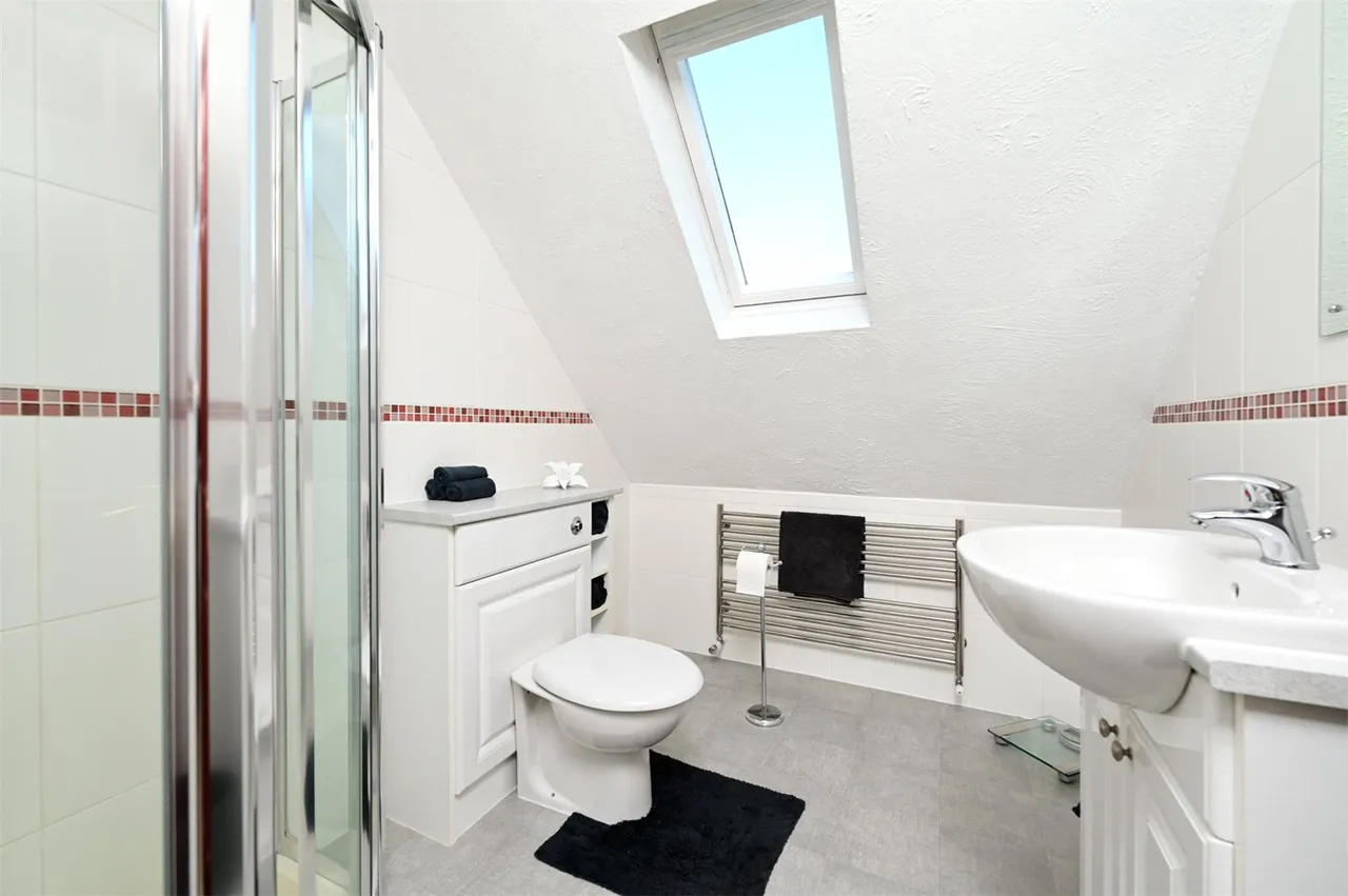 Glaziers Lane, Normandy, Guildford, Surrey, GU3 2EA, photo 14