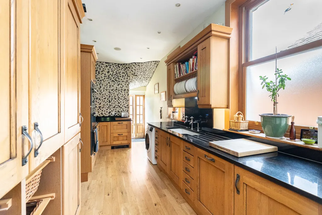 Horsham Road, Dorking, RH4, photo 5
