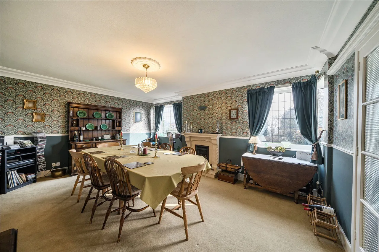 Layton Mount, Rawdon, LS19, photo 7