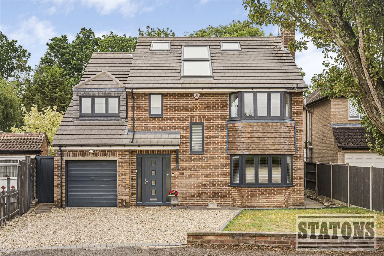 6 bed house for sale — Grange Road, Elstree, Hertfordshire, WD6 3LY