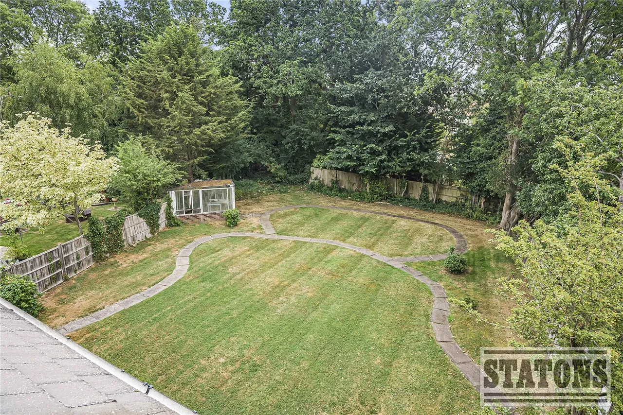 Grange Road, Elstree, Hertfordshire, WD6 3LY, photo 27