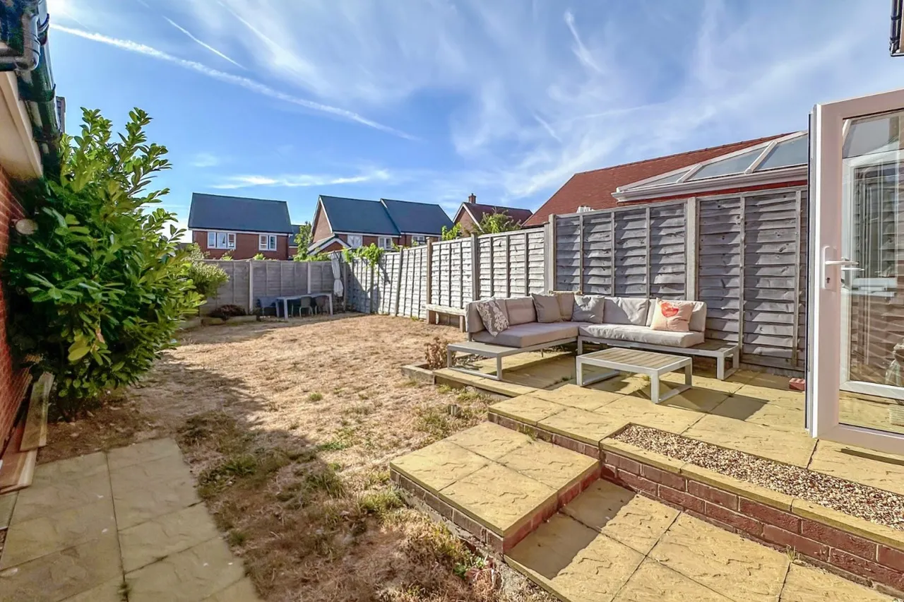 Worthing, BN13, photo 15