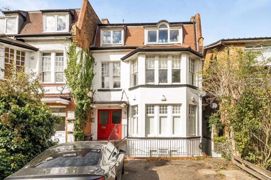 Nether Street, London, N3, photo 21