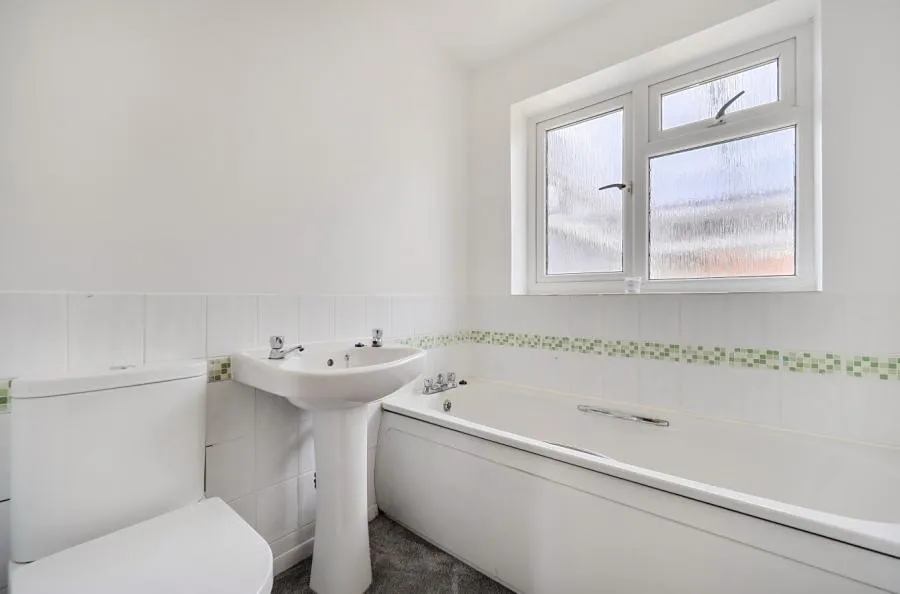 Quentin Road, Woodley, RG5, photo 8