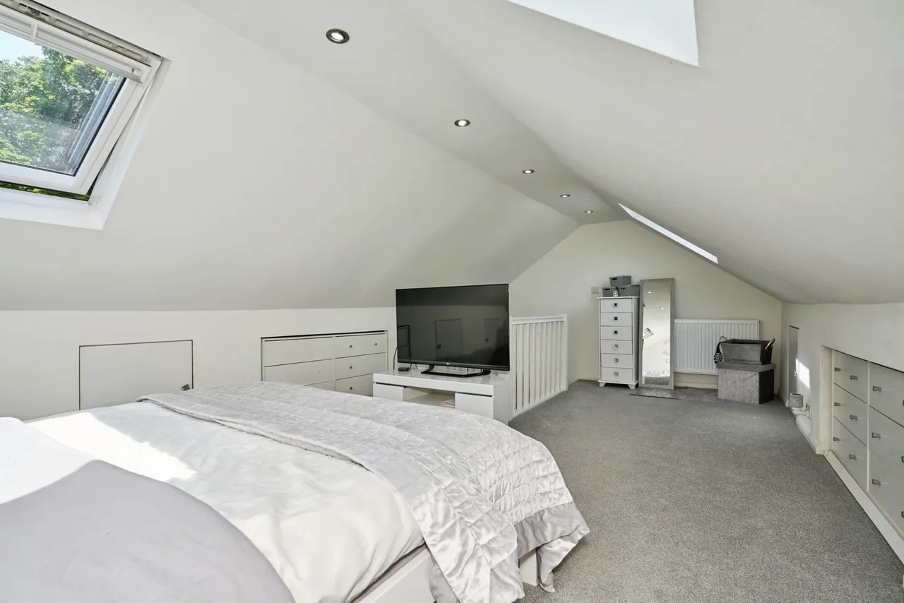 Princess Close, East Cowes, PO32, photo 9
