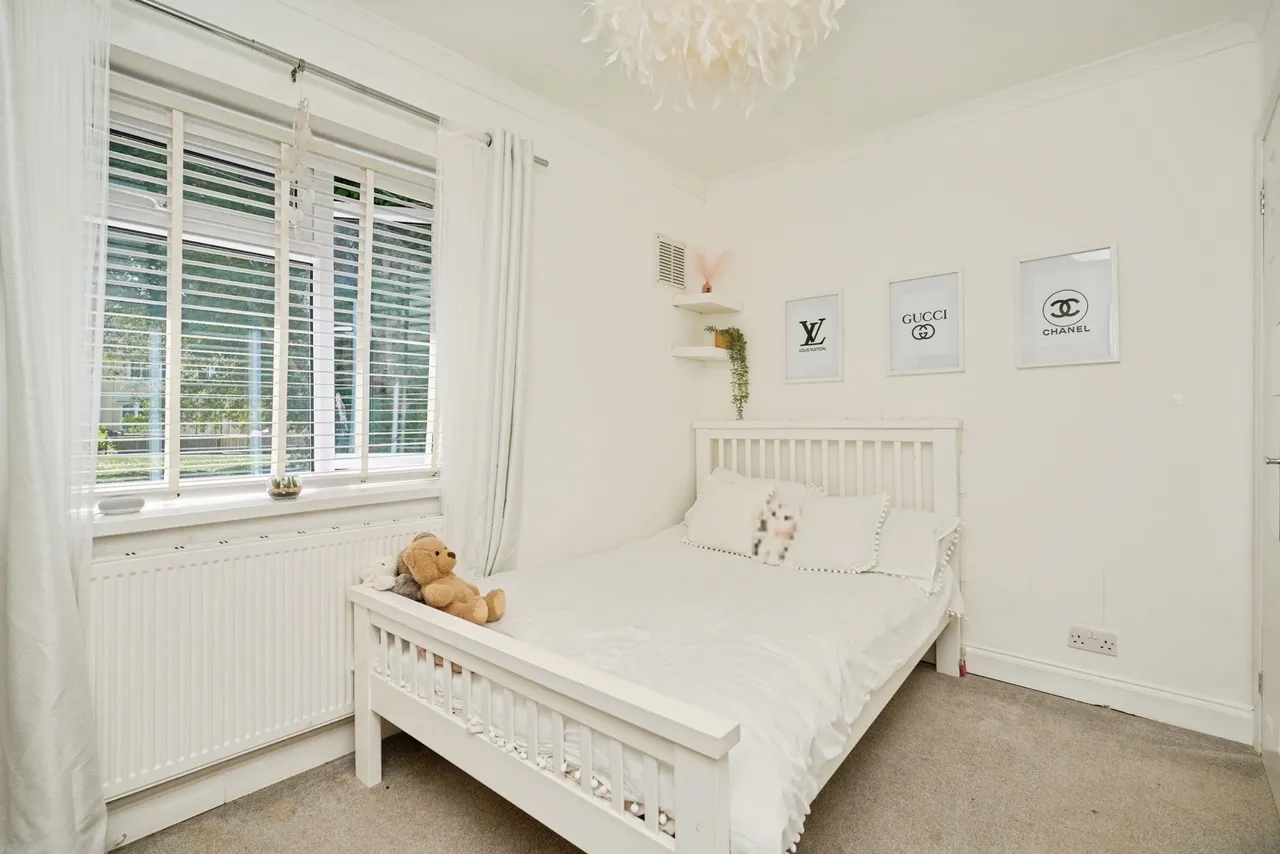 Princess Close, East Cowes, PO32, photo 11
