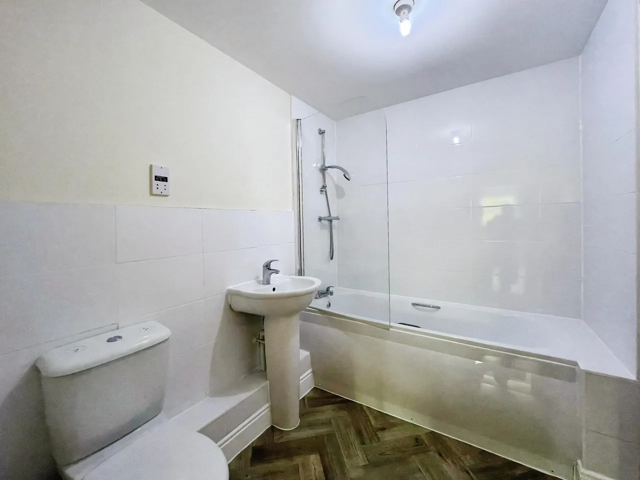 Harlow Crescent, Oxley Park, MK4, photo 11