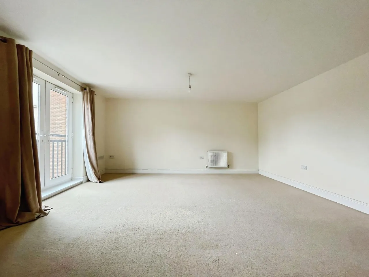 Harlow Crescent, Oxley Park, MK4, photo 5