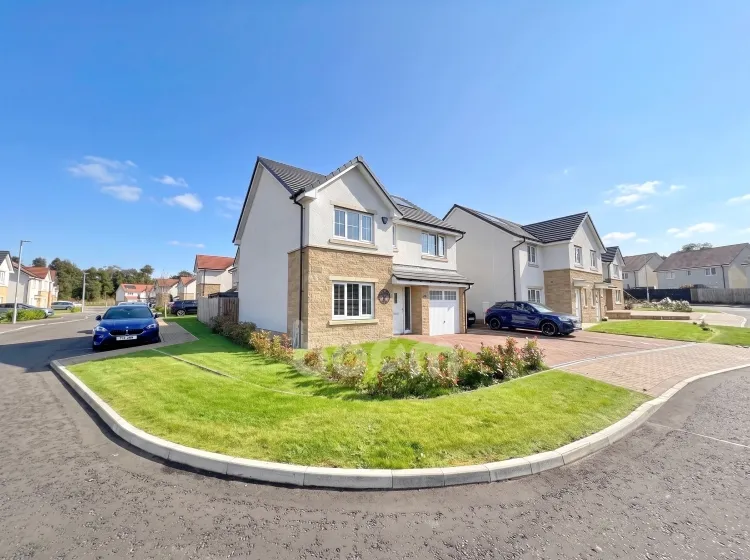 Colville Crescent, Beith, KA14, photo 8