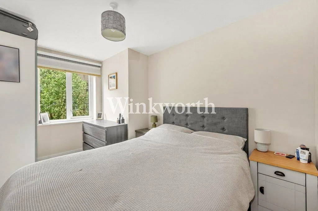 Princes Close, London, N4, photo 12