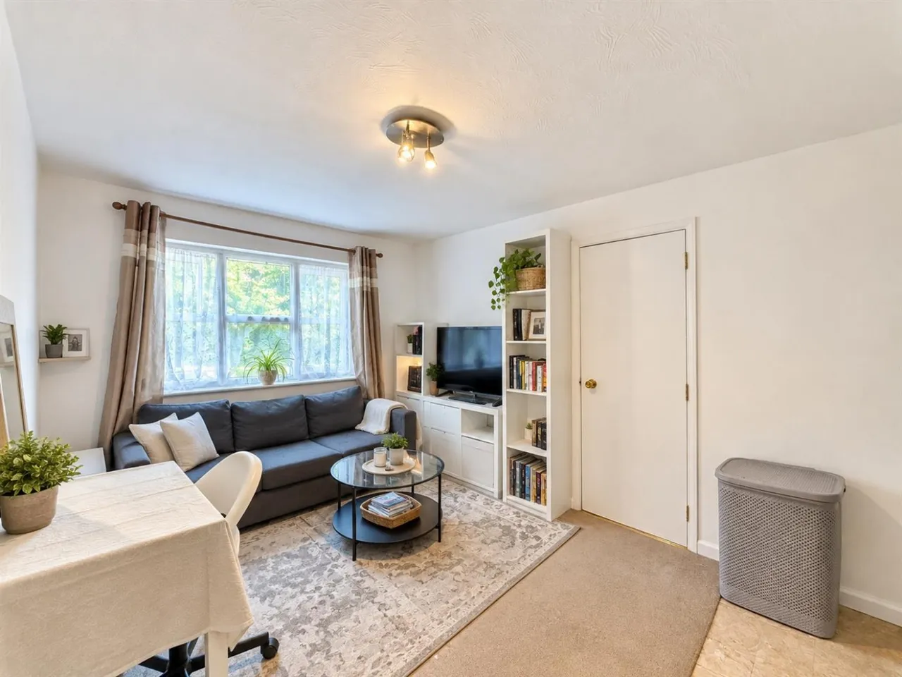 bed Apartment To LetWaterside, Uxbridge, UB8, photo 6