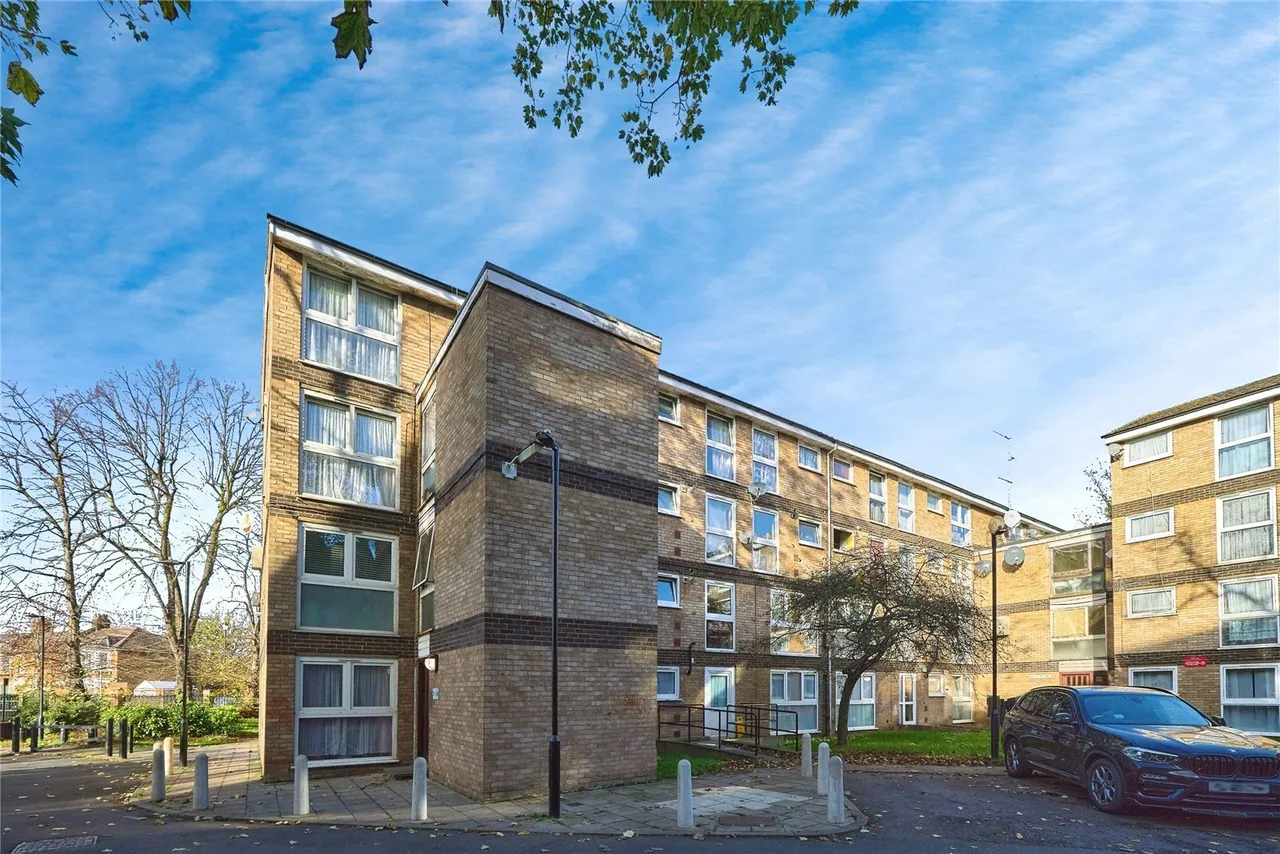 Saints Drive, LONDON, London, E7, photo 5