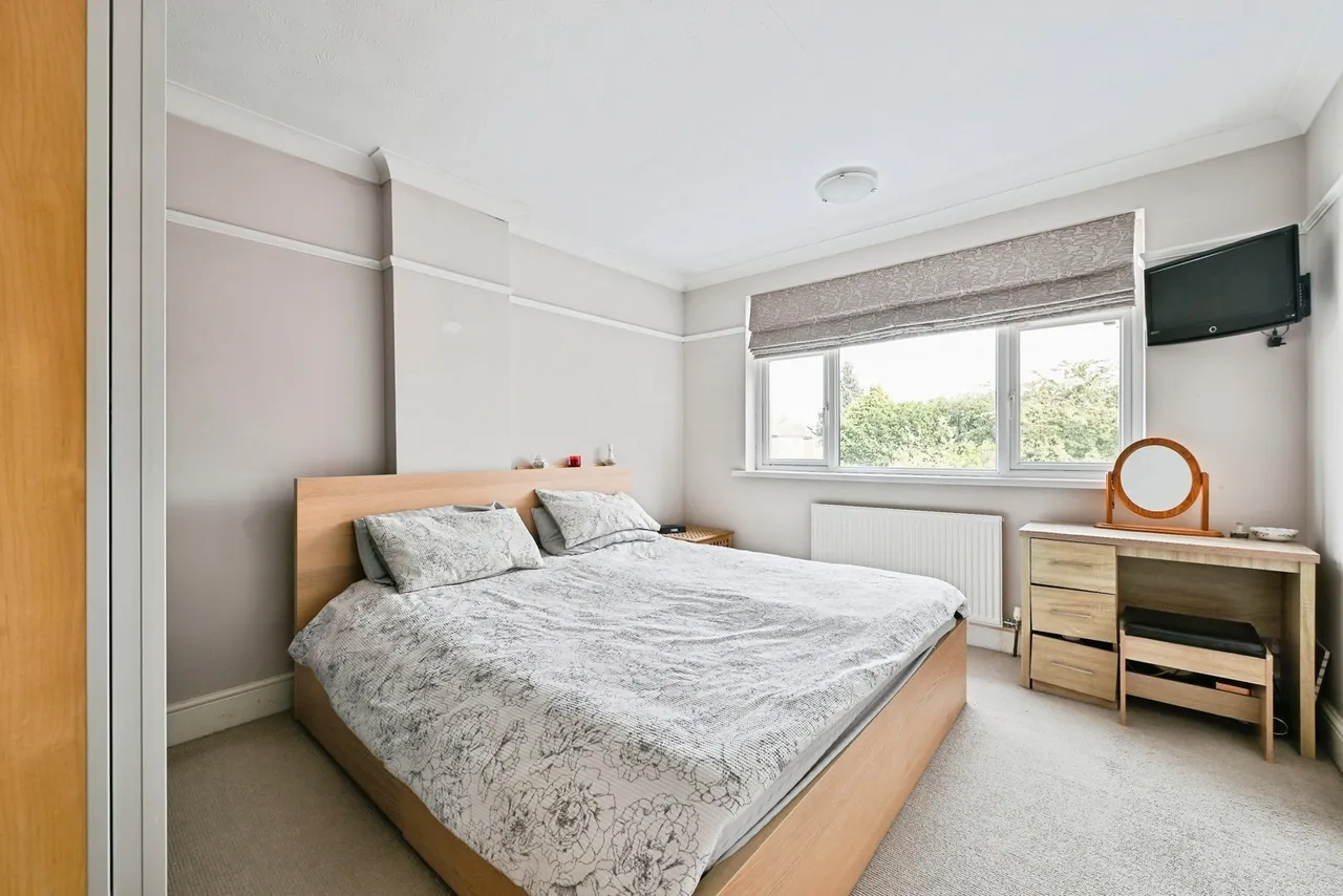 Ennismore Gardens, Nottingham, NG8, photo 13