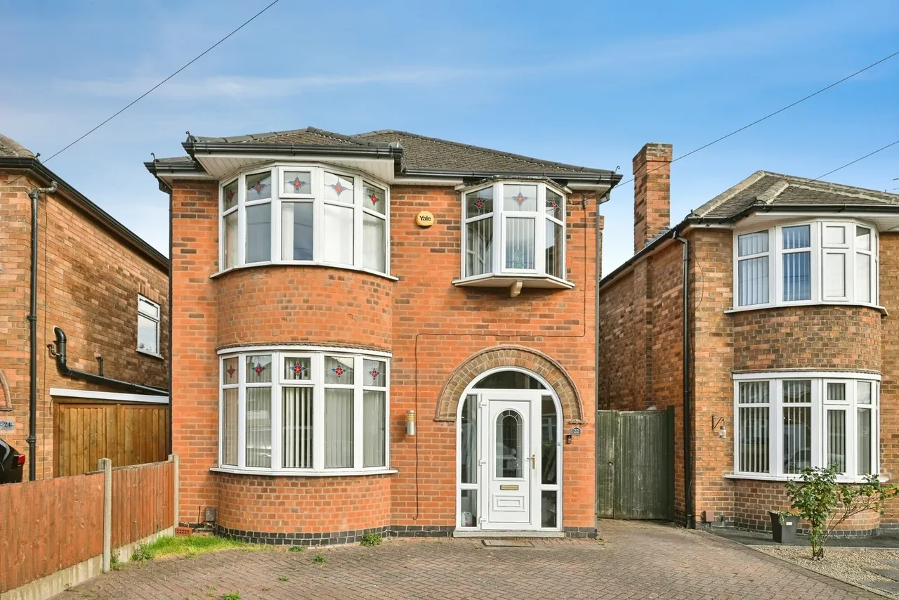 4 bed house for sale, Ennismore Gardens, Nottingham, NG8