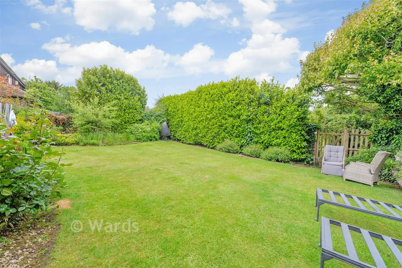 Millers Walk, Meopham, DA13, photo 14