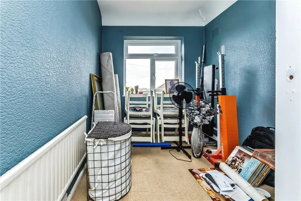 Wolsey Crescent, New Addington, Croydon, CR0, photo 10