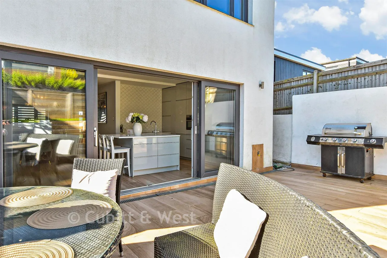 Crescent Drive North, Woodingdean, BN2, photo 17