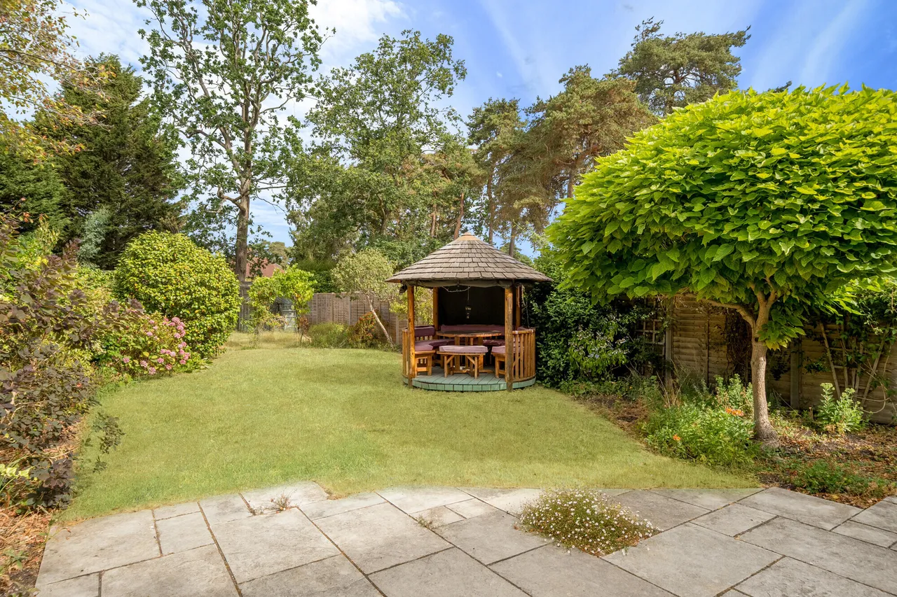 Westover Road, Fleet, GU51, photo 6