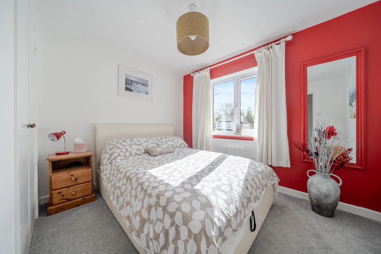 Westover Road, Fleet, GU51, photo 16