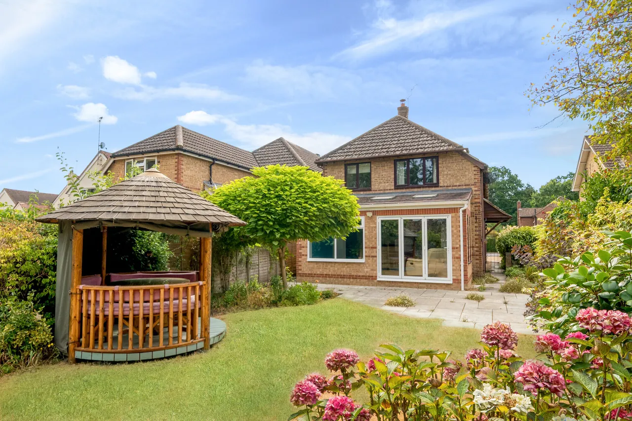 Westover Road, Fleet, GU51, photo 4