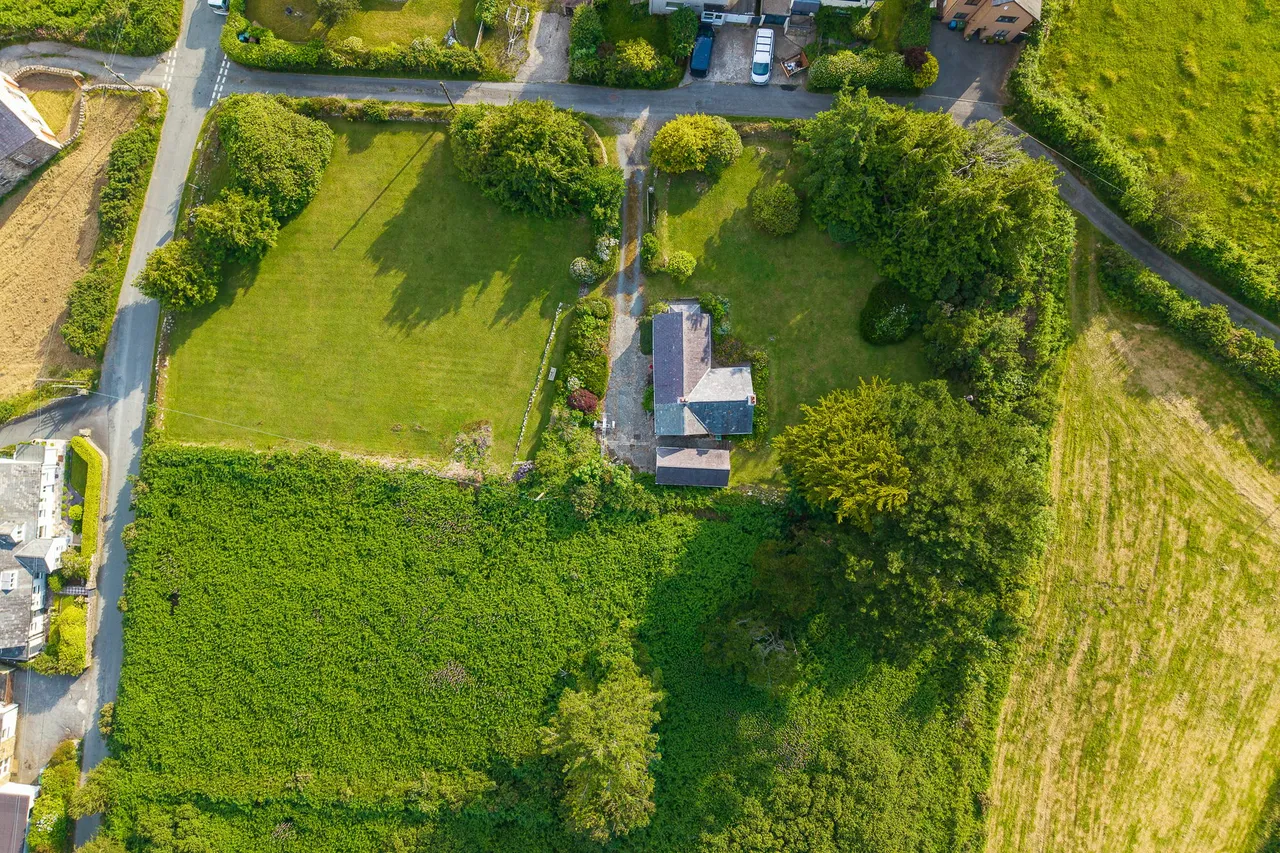 Garreg, Mynytho, Pwllheli, Gwynedd, LL53 7RS, photo 9