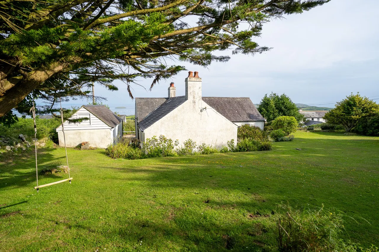 Garreg, Mynytho, Pwllheli, Gwynedd, LL53 7RS, photo 6