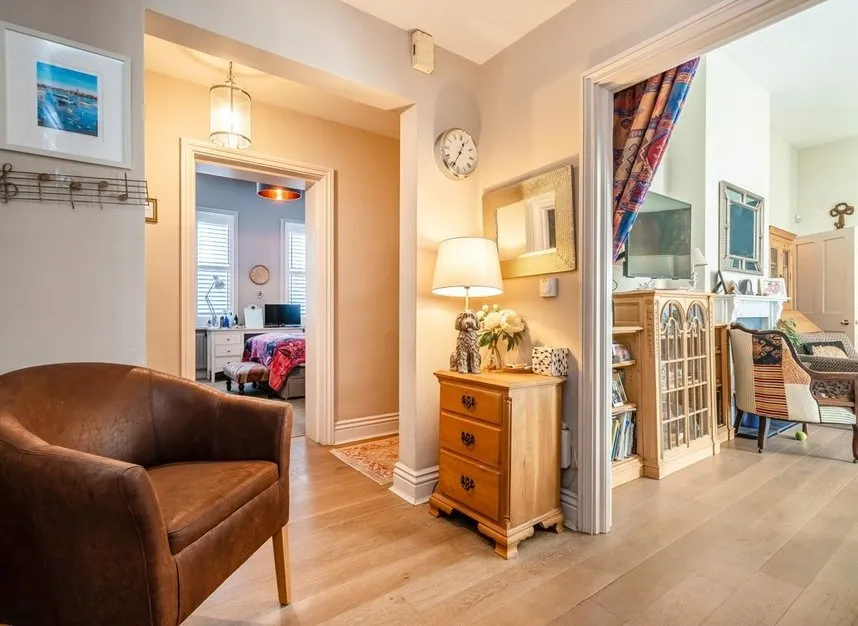 Twickenham Road, Old Isleworth, TW7, photo 7