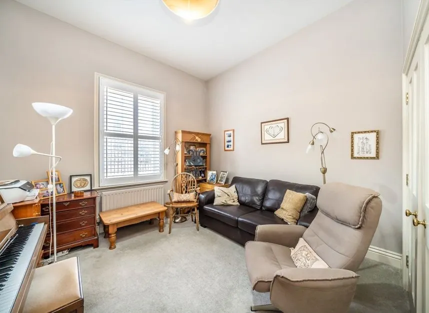 Twickenham Road, Old Isleworth, TW7, photo 5