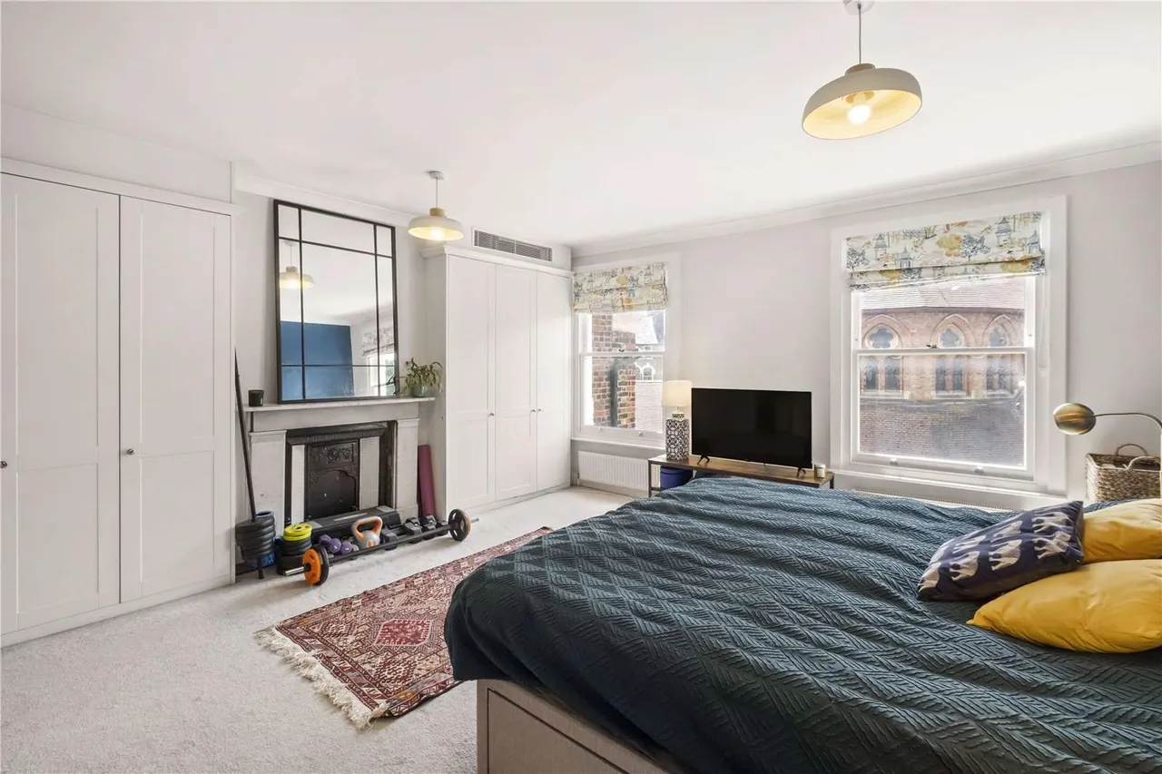 Boutflower Road, London, SW11 1RE, photo 11