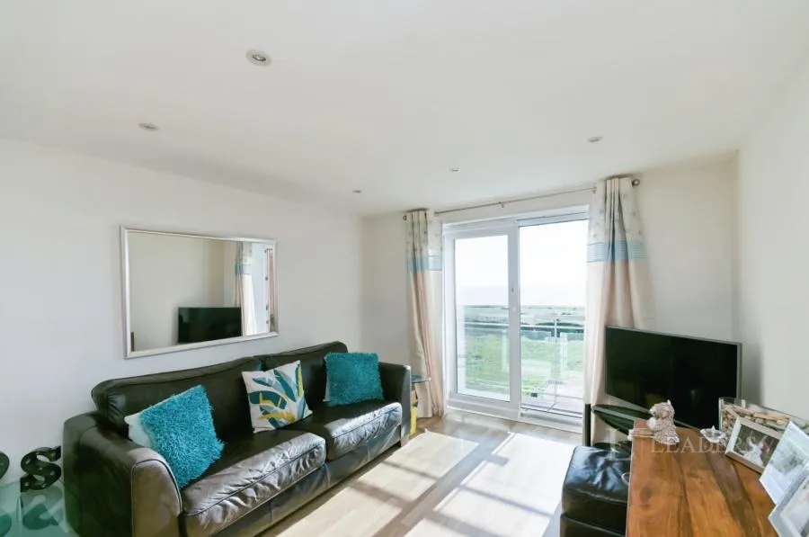 San Diego Way, Eastbourne, BN23, photo 4