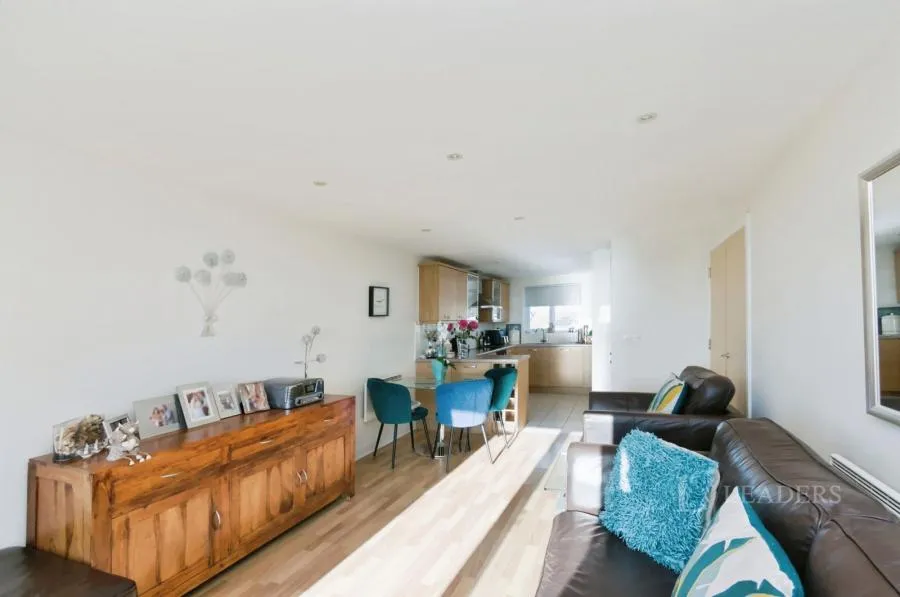 San Diego Way, Eastbourne, BN23, photo 5