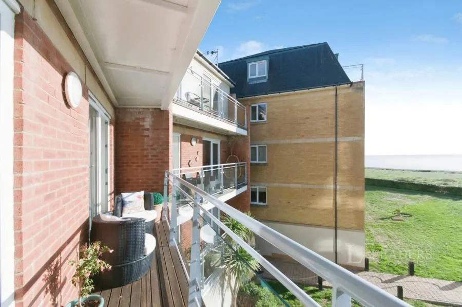 San Diego Way, Eastbourne, BN23, photo 2
