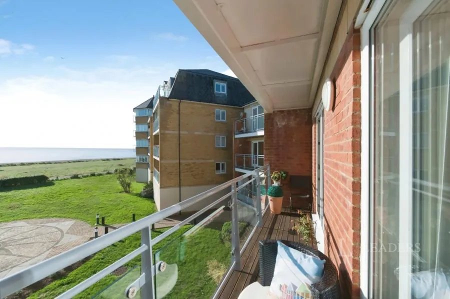 San Diego Way, Eastbourne, BN23, photo 3