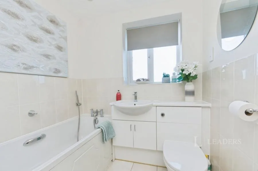 San Diego Way, Eastbourne, BN23, photo 11