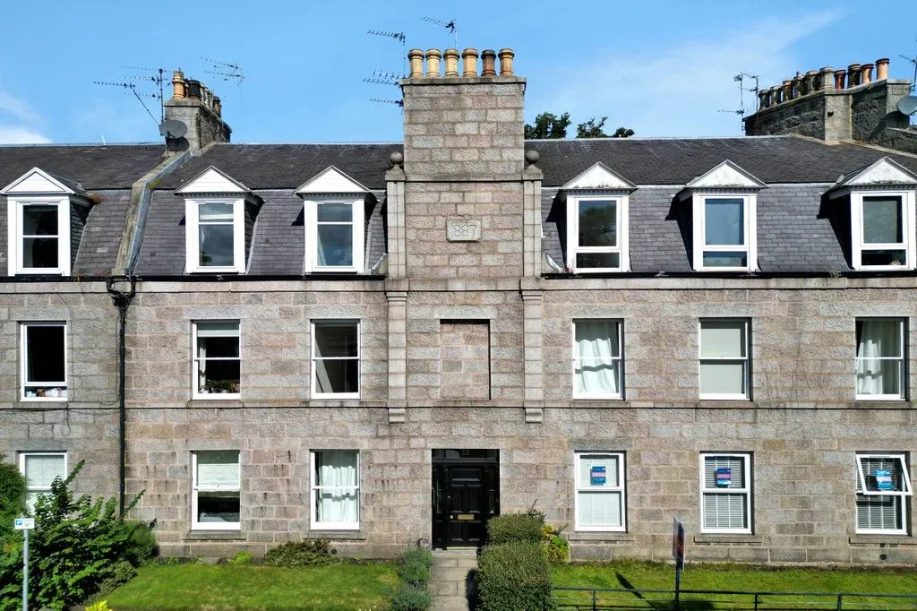 2 bed flat for sale, Whitehall Place, Aberdeen, AB25
