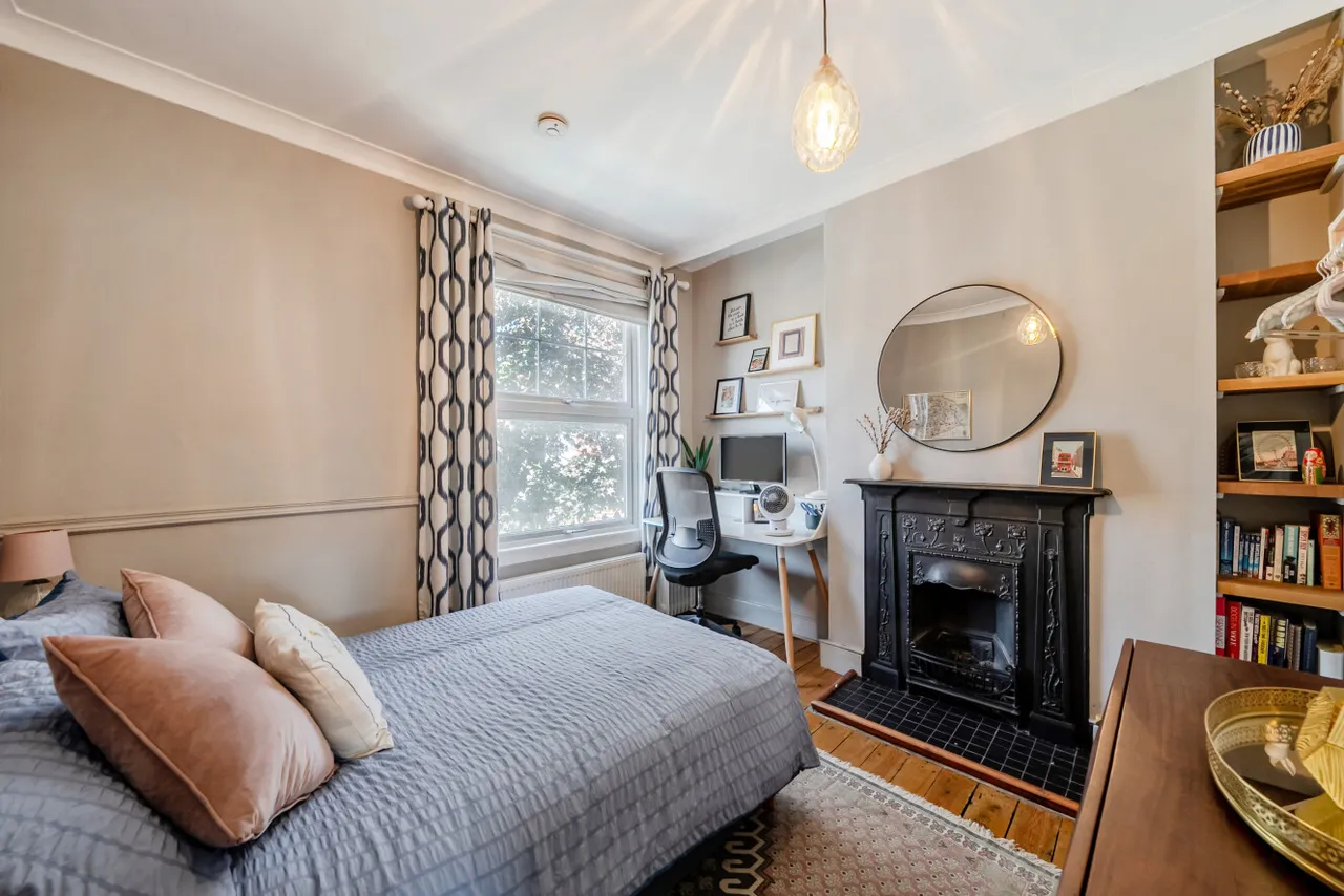 Elmfield Avenue, Mitcham, Surrey, CR4, photo 7