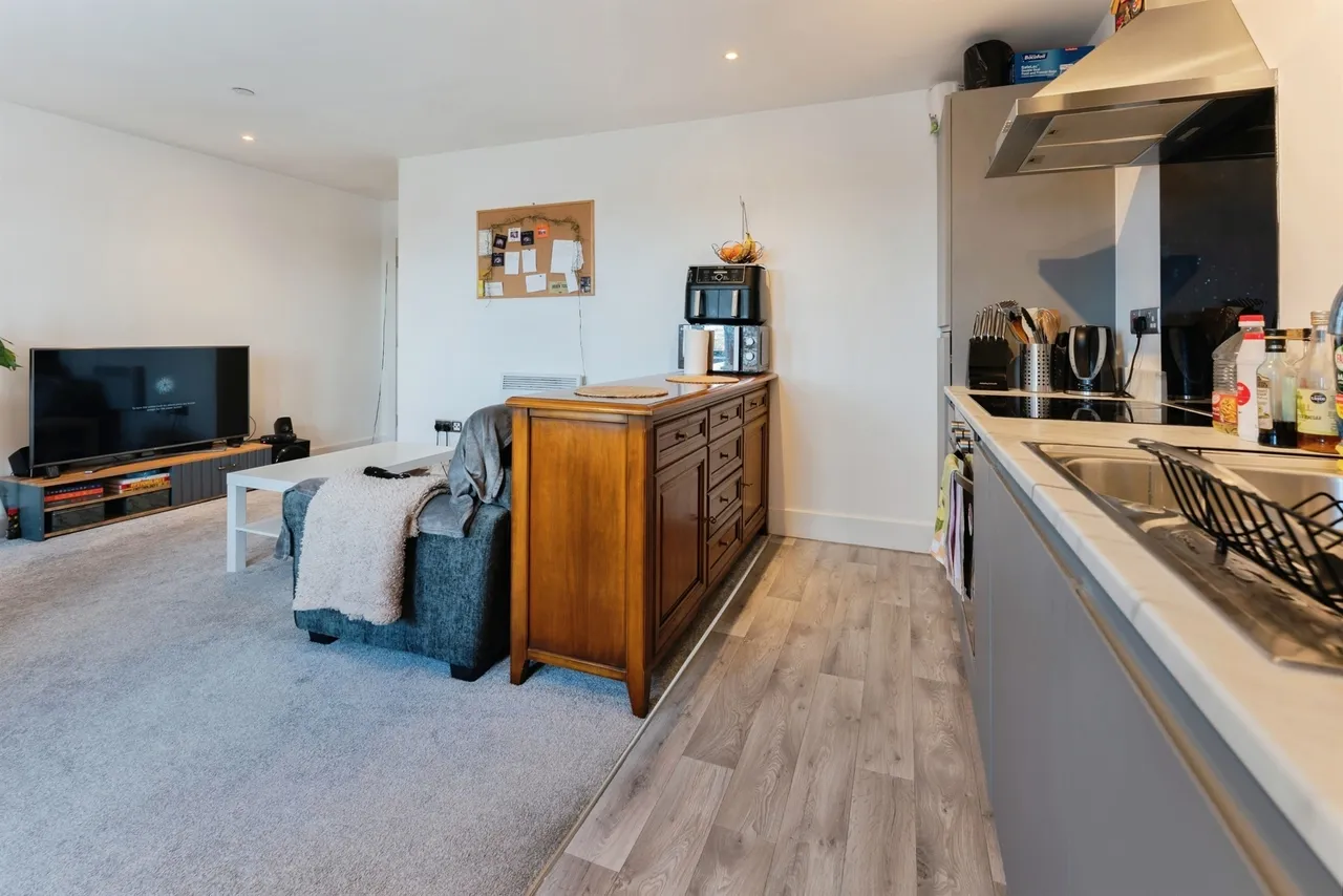 1 bed flat for sale — Oliver Street, Birkenhead