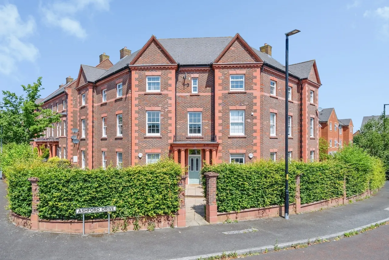 2 bed flat for sale — Ashford Drive, Appleton, Warrington, Cheshire, WA4