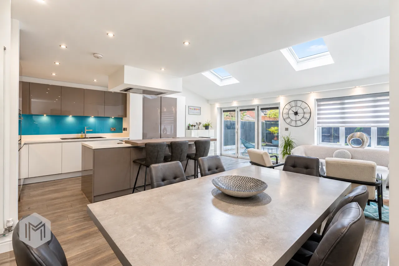 Harrington Close, Bury, BL9, photo 5