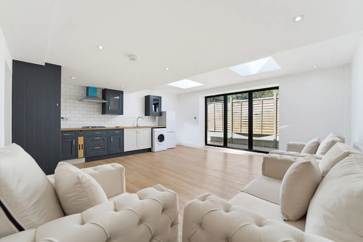 Church Street, Walton-on-Thames, KT12, photo 7