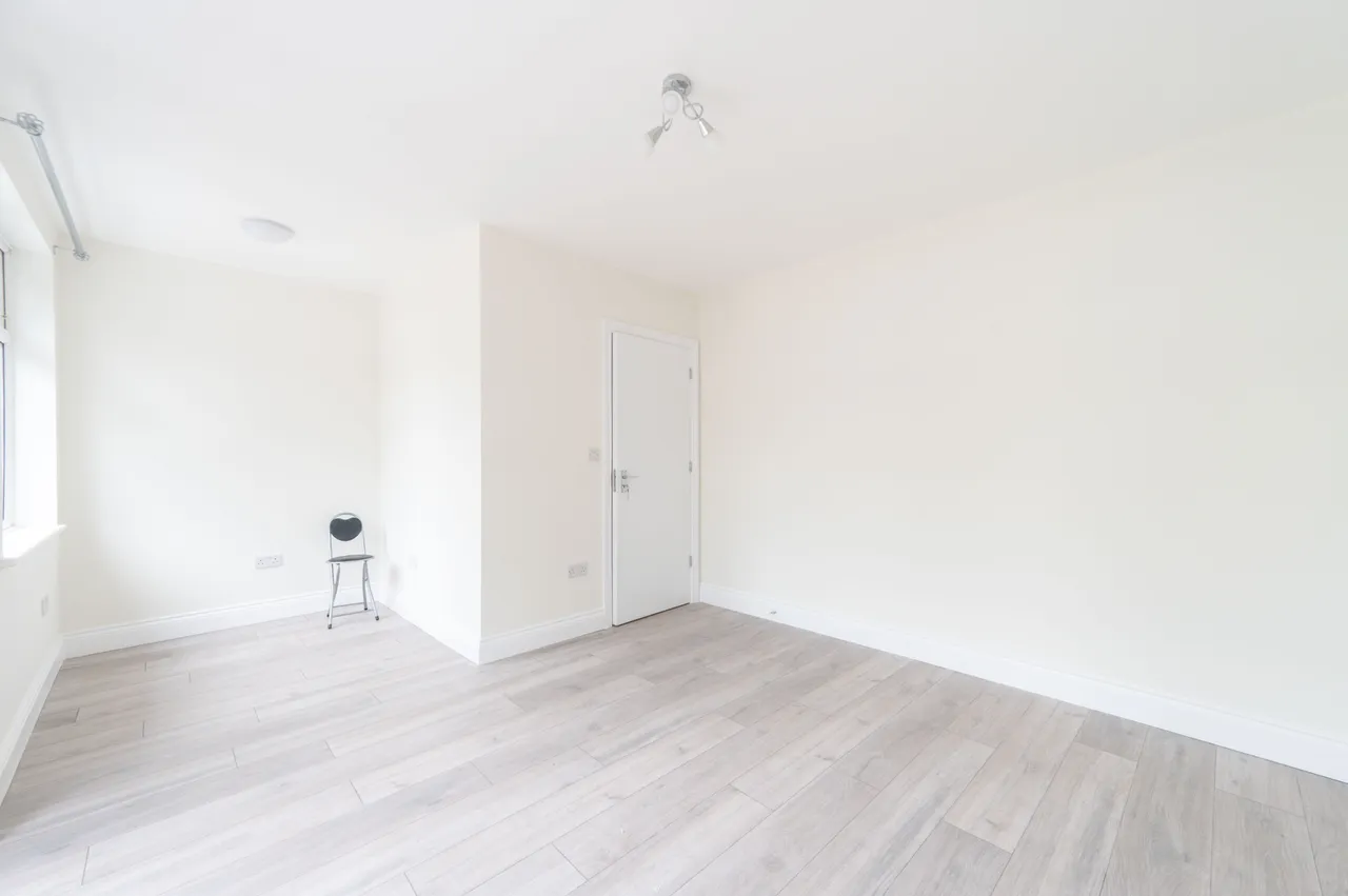 127 Bridgewater Road, Wembley, photo 6