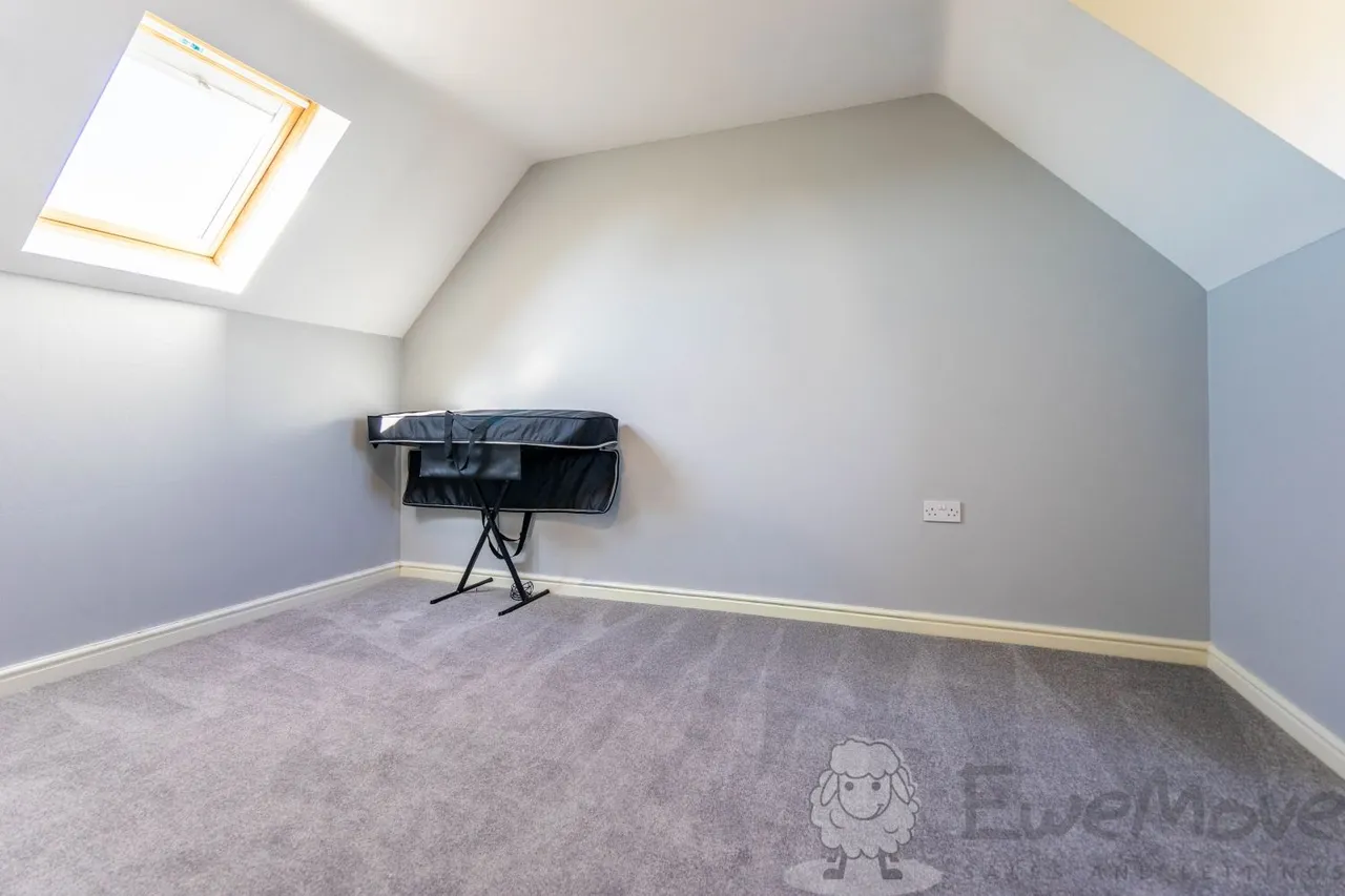 Wisteria Drive, Wymondham, NR18, photo 13
