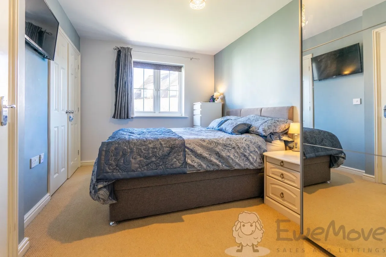 Wisteria Drive, Wymondham, NR18, photo 8