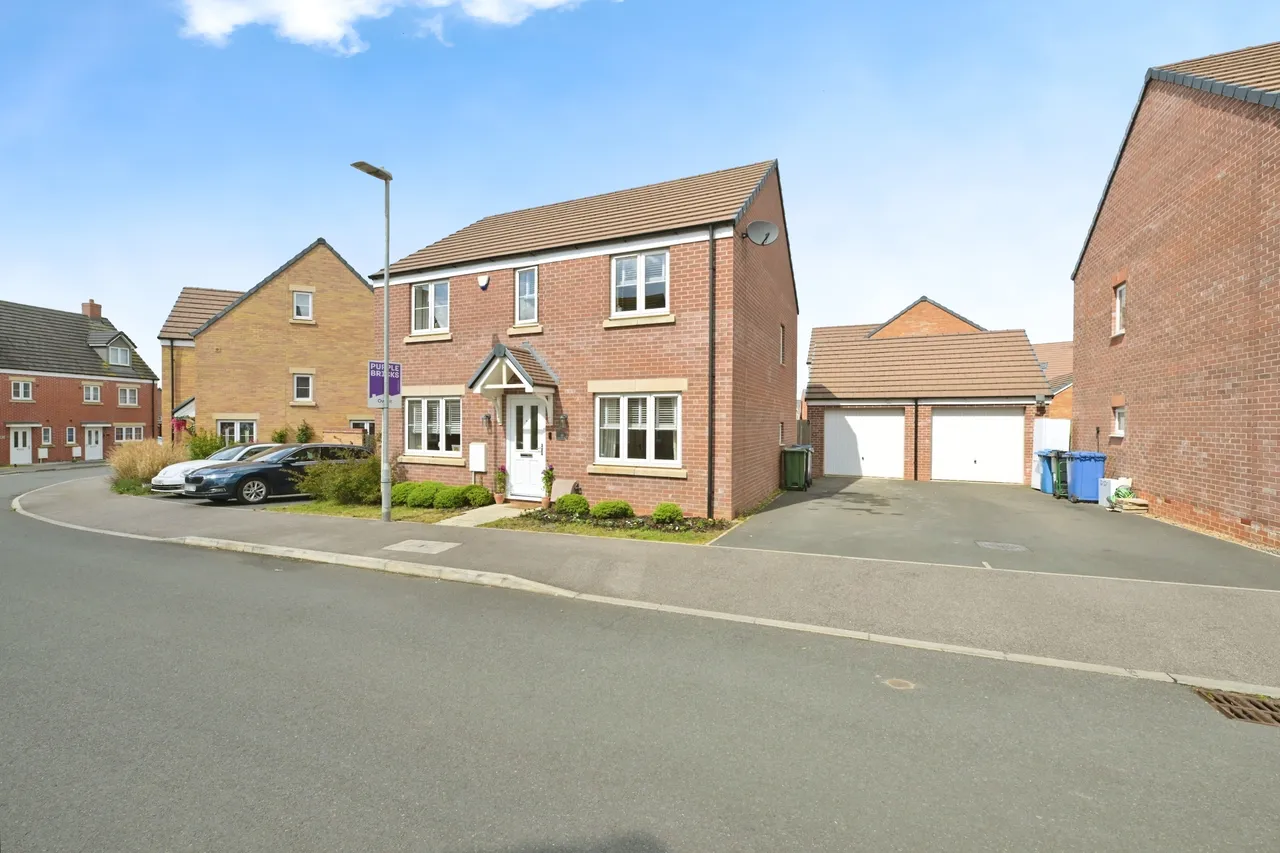 4 bed house for sale, Bowman Road, Corby, NN17