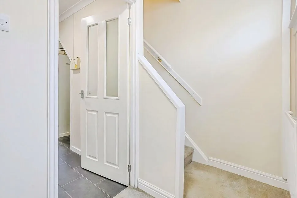 Sherburn Approach, Leeds, LS14, photo 5