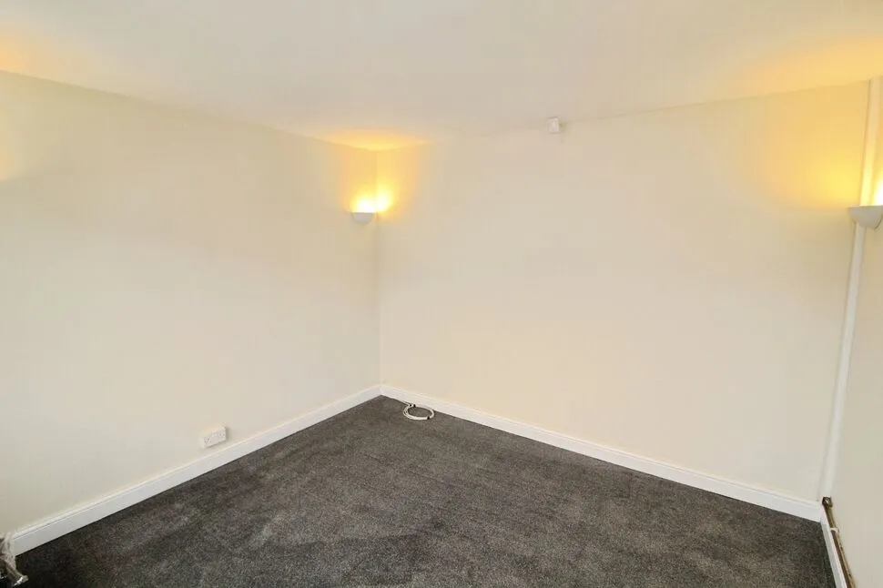 Sherburn Approach, Leeds, LS14, photo 2