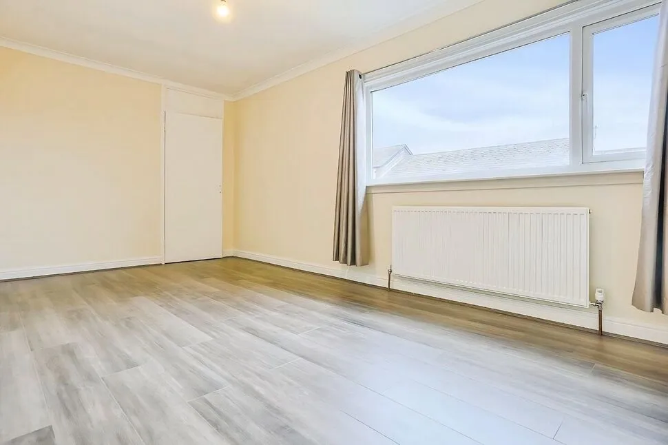 Sherburn Approach, Leeds, LS14, photo 8